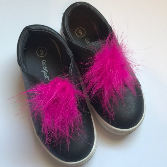 Cat & Jack Other - Cat&Jack poppy shoes size 9 sneakers tennis shoes